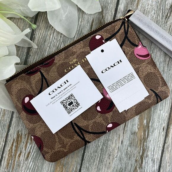 Coach Corner Zip Wristlet In Signature Canvas Cherry Print Wallet Purse - Picture 4 of 6